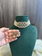 Load image into Gallery viewer, Green Premium Tayani gold plated Victorian Finish Choker Necklace set