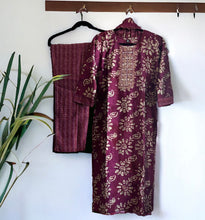 Load image into Gallery viewer, 3 pc Maroon Purple Gold Floral Suit women clothing