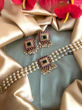 Load image into Gallery viewer, Multicolor Dainty kemp stone pearl choker necklace set