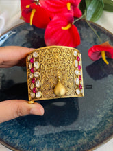 Load image into Gallery viewer, Peacock Ruby Kundan antique finish Openable kada
