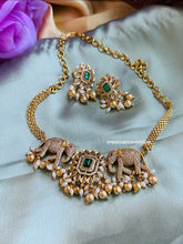 Load image into Gallery viewer, Elephant Ethnic Cz Stone Temple choker set