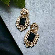 Load image into Gallery viewer, Moissanite Kundan crystal Gold plated Earrings