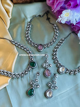 Load image into Gallery viewer, Classy New Victorian American Diamond twisted necklace set