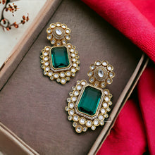 Load image into Gallery viewer, Moissanite Kundan crystal Gold plated Earrings