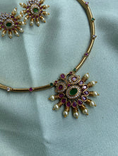 Load image into Gallery viewer, Premium Cz Kemp stone Dainty Hasli necklace set