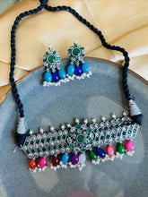 Load image into Gallery viewer, Multicolor German silver Stone Choker necklace set
