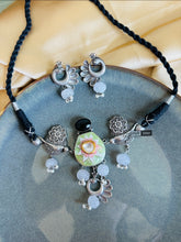 Load image into Gallery viewer, Peacock Carved Stone enamel German silver necklace choker set