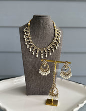 Load image into Gallery viewer, Radhs Golden White Kundan Polki Necklace Set with Maangtikka
