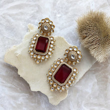 Load image into Gallery viewer, Moissanite Kundan crystal Gold plated Earrings