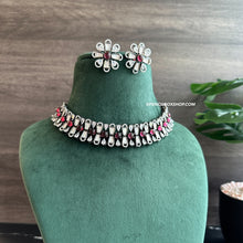 Load image into Gallery viewer, Prisha Victorian Ruby gold plated Tayani Choker Necklace set.