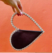 Load image into Gallery viewer, Rhinestone Heart Valentine Clutch Bag
