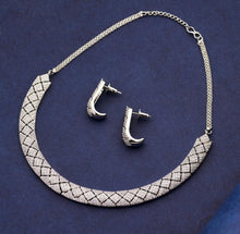 Load image into Gallery viewer, Silver Hasli American Diamond Dainty Necklace set