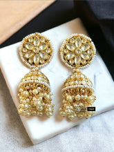 Load image into Gallery viewer, Pachi Kundan Brass White Flower Jhumka Designer Earrings
