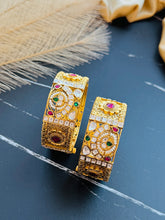 Load image into Gallery viewer, Set of 2 Bangles Rajwadi Amrapali Openable Stone gold finish