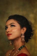 Load image into Gallery viewer, Heritage Rajwadi Dainty Green Pearl Long Mala Necklace set
