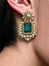 Load image into Gallery viewer, Moissanite Kundan crystal Gold plated Earrings