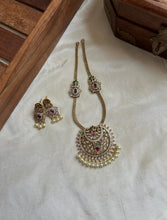 Load image into Gallery viewer, Simple kemp stone Cz Dainty Necklace set