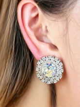 Load image into Gallery viewer, White Crystal Certified American diamond Stud earrings