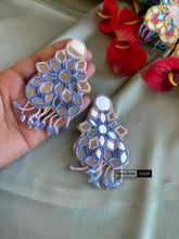 Load image into Gallery viewer, Handmade Mirror pearl beaded Long Earrings