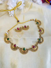 Load image into Gallery viewer, Dainty Ruby Green Temple Ethnic Necklace set