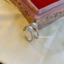 Load image into Gallery viewer, American Diamond Moissanite Statement Round hoop earrings