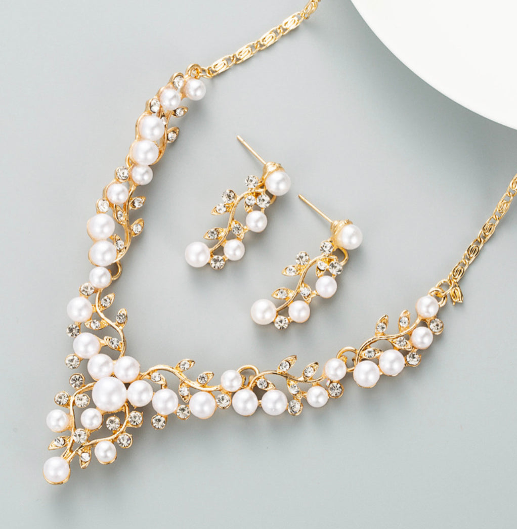 Golden Pearl Flower women necklace set  IDW