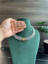 Load image into Gallery viewer, Lyra Champagne svarovski Crystal American Diamond Premium Necklace set