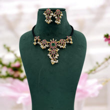 Load image into Gallery viewer, Black Thread Kemp Stone Rice Pearl Temple Ethnic Necklace set