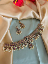Load image into Gallery viewer, Multicolor Statement kemp stone choker necklace set