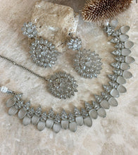 Load image into Gallery viewer, Jiya Silver Grey  Kundan Polki Necklace Set with Maangtikka
