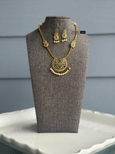Load image into Gallery viewer, Simple kemp stone Cz Dainty Necklace set