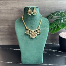 Load image into Gallery viewer, Kemp Stone Cz Chain Simple Necklace set