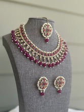 Load image into Gallery viewer, Naira polki Pearl kundan Polki Choker Necklace set with Maangtikka