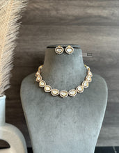 Load image into Gallery viewer, 22k Gold plated leaf shape Tayani Single line Necklace set