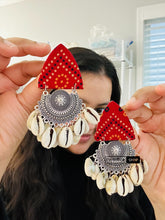 Load image into Gallery viewer, Fabric Handmade Shell Earrings