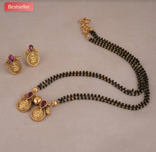 Load image into Gallery viewer, Lakshmi ji ruby kemp stone Black beads Mangalsutra Necklace set