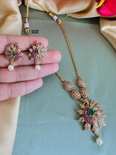 Load image into Gallery viewer, Simple cz stone peacock Dainty Necklace set
