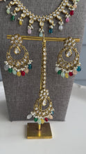 Load and play video in Gallery viewer, Radhs Multicolor Kundan Polki Necklace Set with Maangtikka
