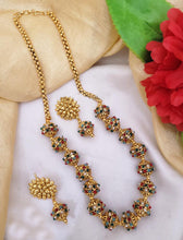 Load image into Gallery viewer, Jadau Pearl Work Mala Necklace set
