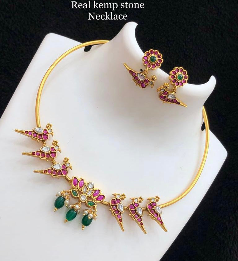 Real Kemp Stone peacock Premium Quality Hasli Necklace set