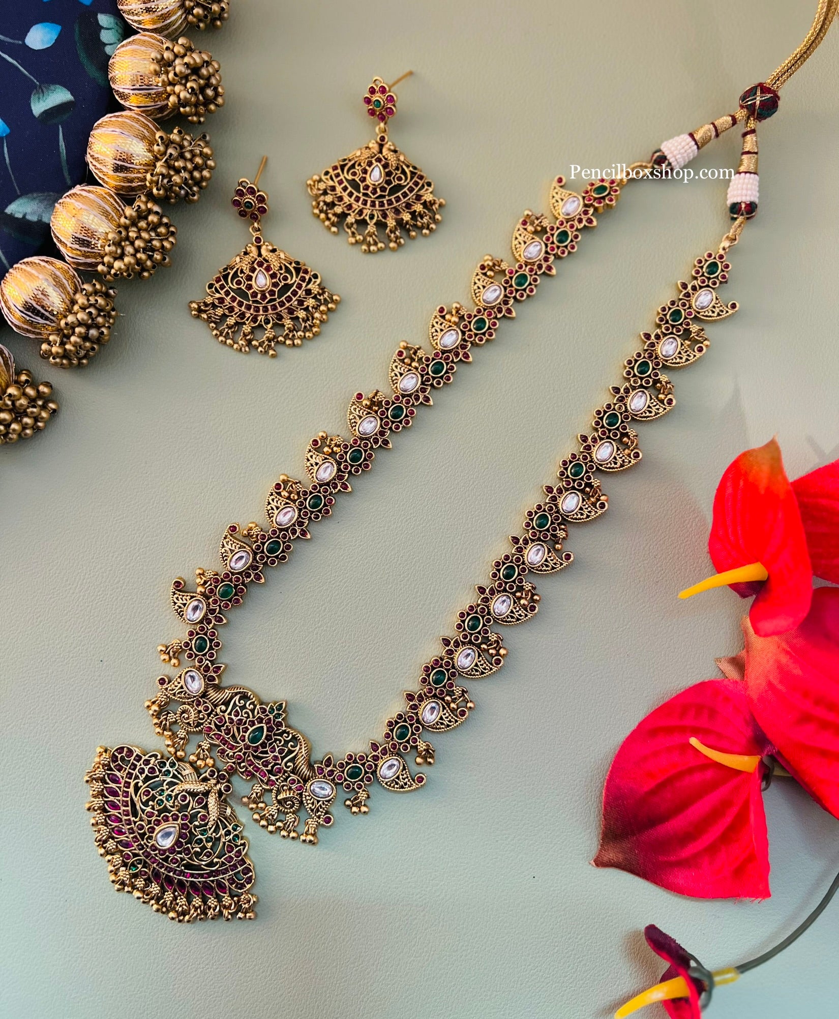 Multicolor Real Kemp Stone Delicate Temple jewelry Necklace set