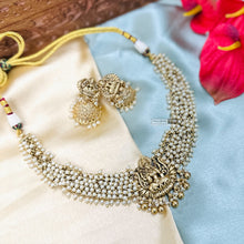 Load image into Gallery viewer, Golden Lakshmi ji  Kemp Stone Beaded Temple Necklace set
