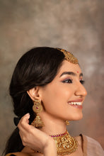 Load image into Gallery viewer, Premium Matte Baraat Inspired Ethnic Choker necklace set
