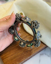Load image into Gallery viewer, German Silver enamel Pacheli Openable Bangle kada
