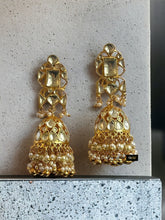 Load image into Gallery viewer, Pachi Kundan Brass White layered Jhumka Designer Earrings
