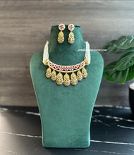 Load image into Gallery viewer, Kundan Designer Meenakari Pearl Necklace set
