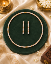 Load image into Gallery viewer, Single line Golden Solitaire Necklace set
