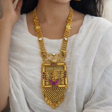 Load image into Gallery viewer, Radha krishna Pearl Pachi Kundan long Statement Designer Premium Necklace set

