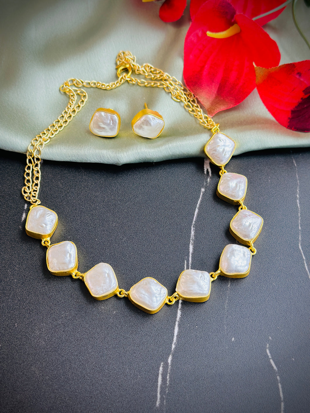 Contemporary Designer Natural White Stone Necklace set