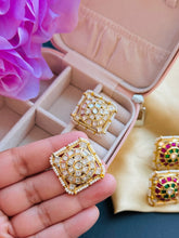 Load image into Gallery viewer, Kundan Premium statement Stud Earrings

